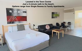 Beachcomber Motel & Apartments